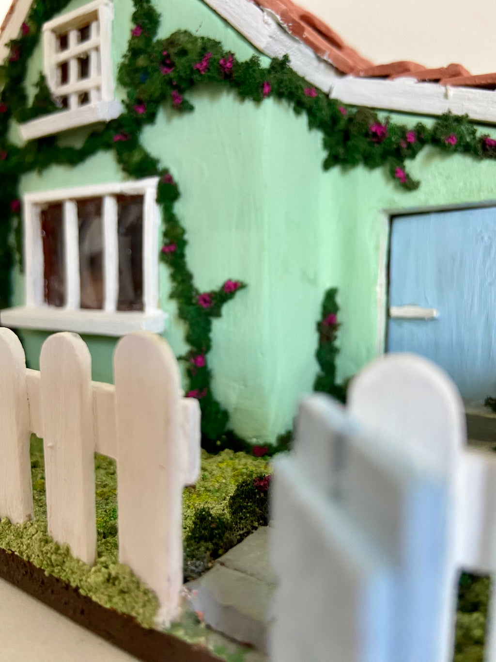 Custom Miniature House Replica | Handmade from Your Photographs